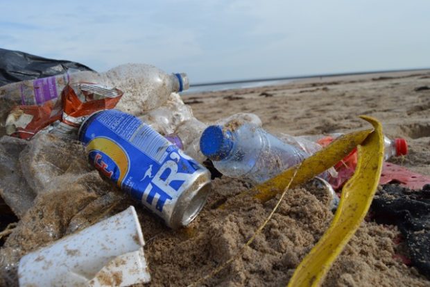 Rubbish on the beach 