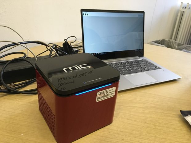 Portable PCR machine